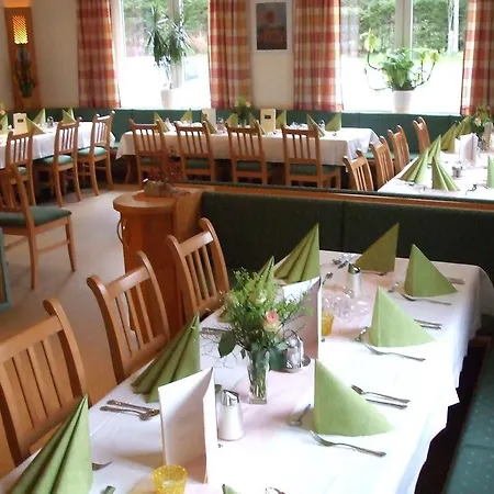 Konukevi Familiengasthof Zirmhof 3*