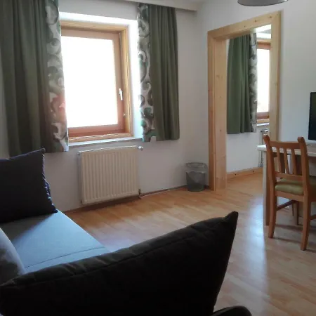 Familiengasthof Zirmhof مالطا