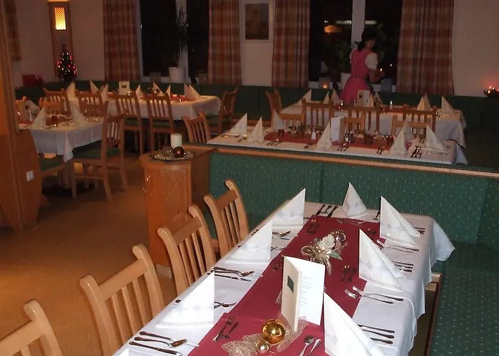 Familiengasthof Zirmhof بيت ضيافة 3*